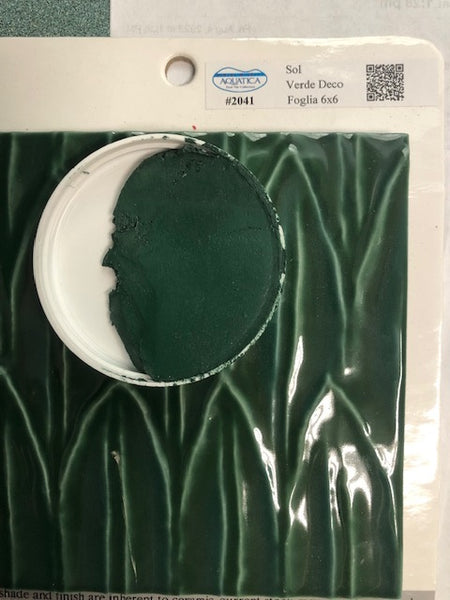 XT Custom matches Sol Verde Deco Foglia Tile in Unsanded Grout